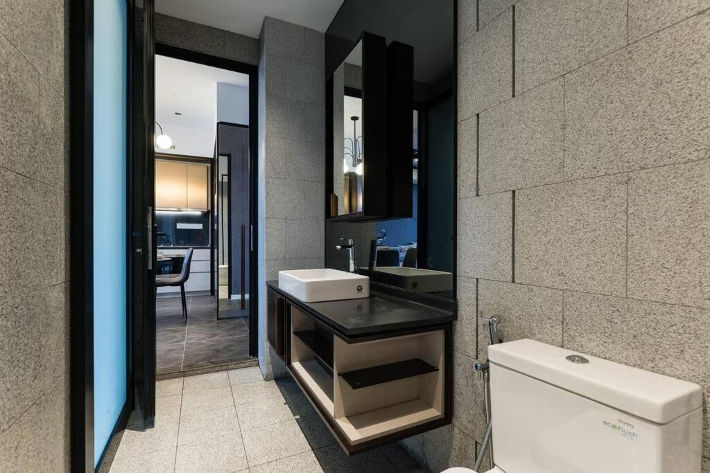 Klcc Musicalsty5Pax At Scarletzsuites Kuala Lumpur Bagian luar foto